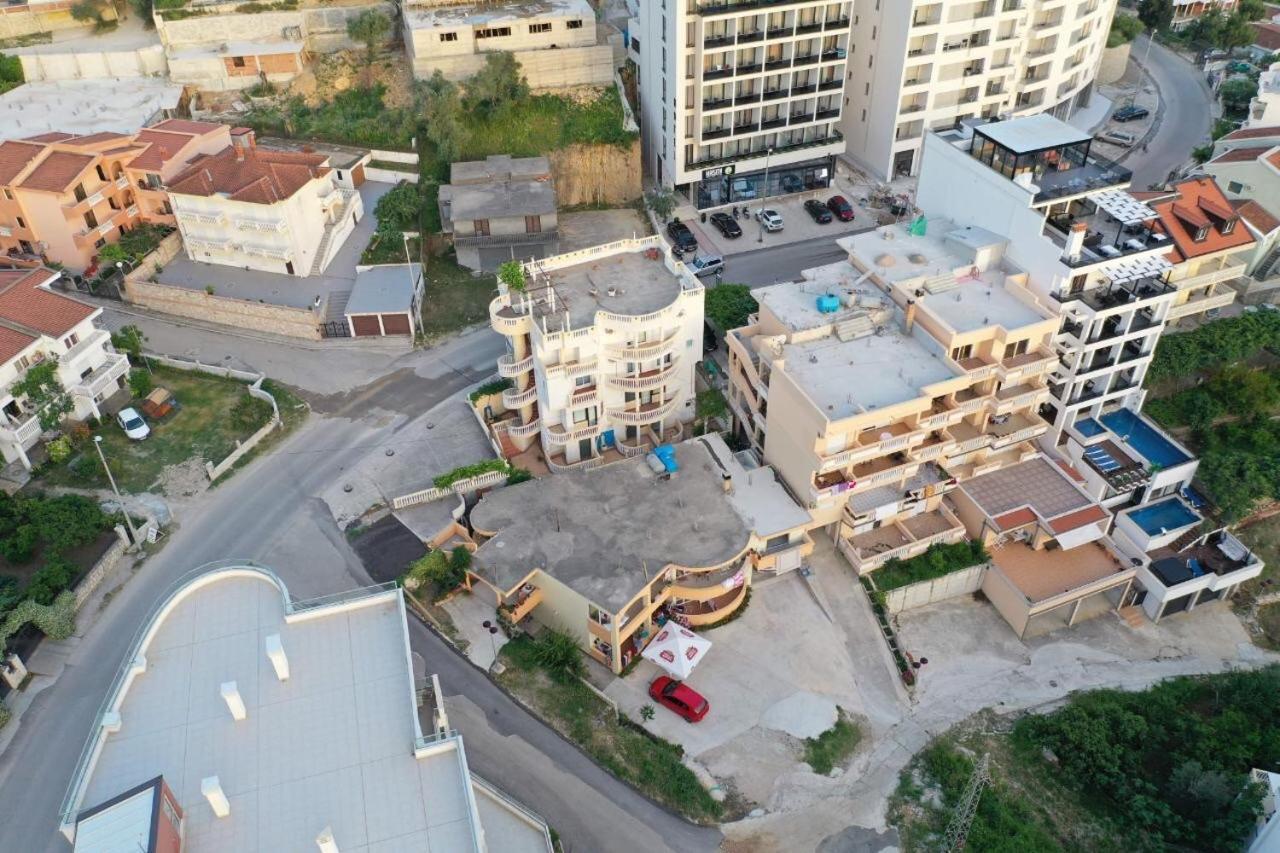 Apartments Delfin Улцинь Экстерьер фото