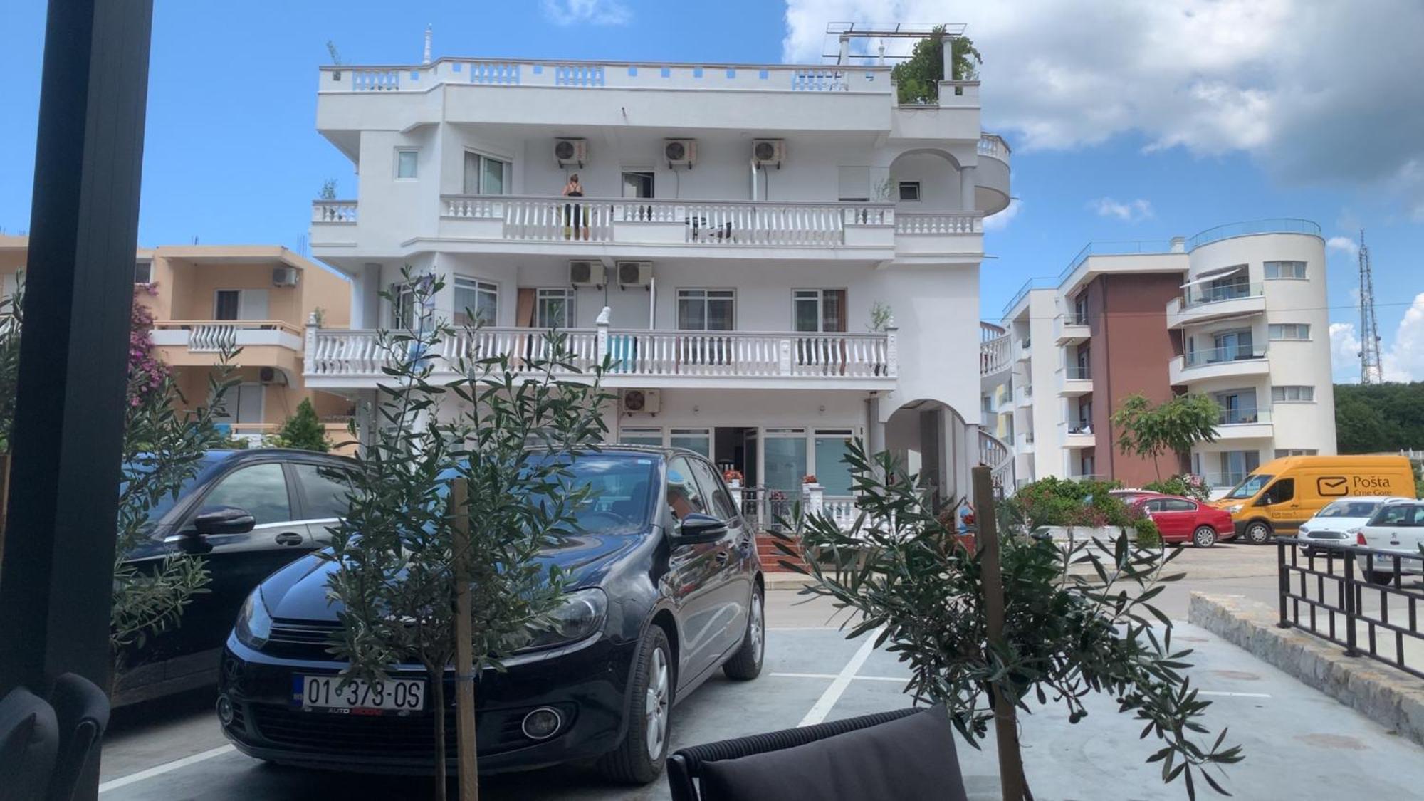 Apartments Delfin Улцинь Экстерьер фото