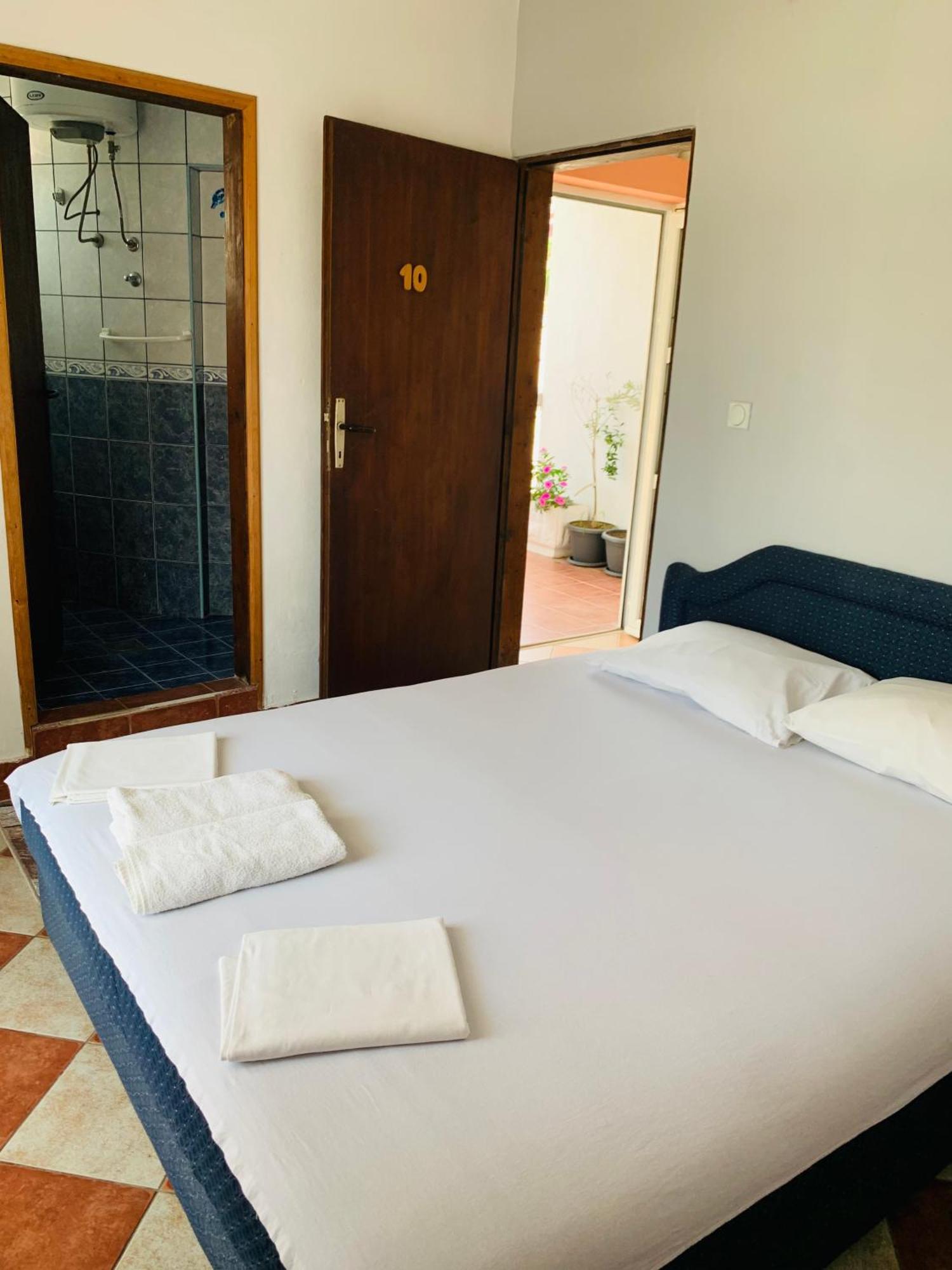 Apartments Delfin Улцинь Экстерьер фото