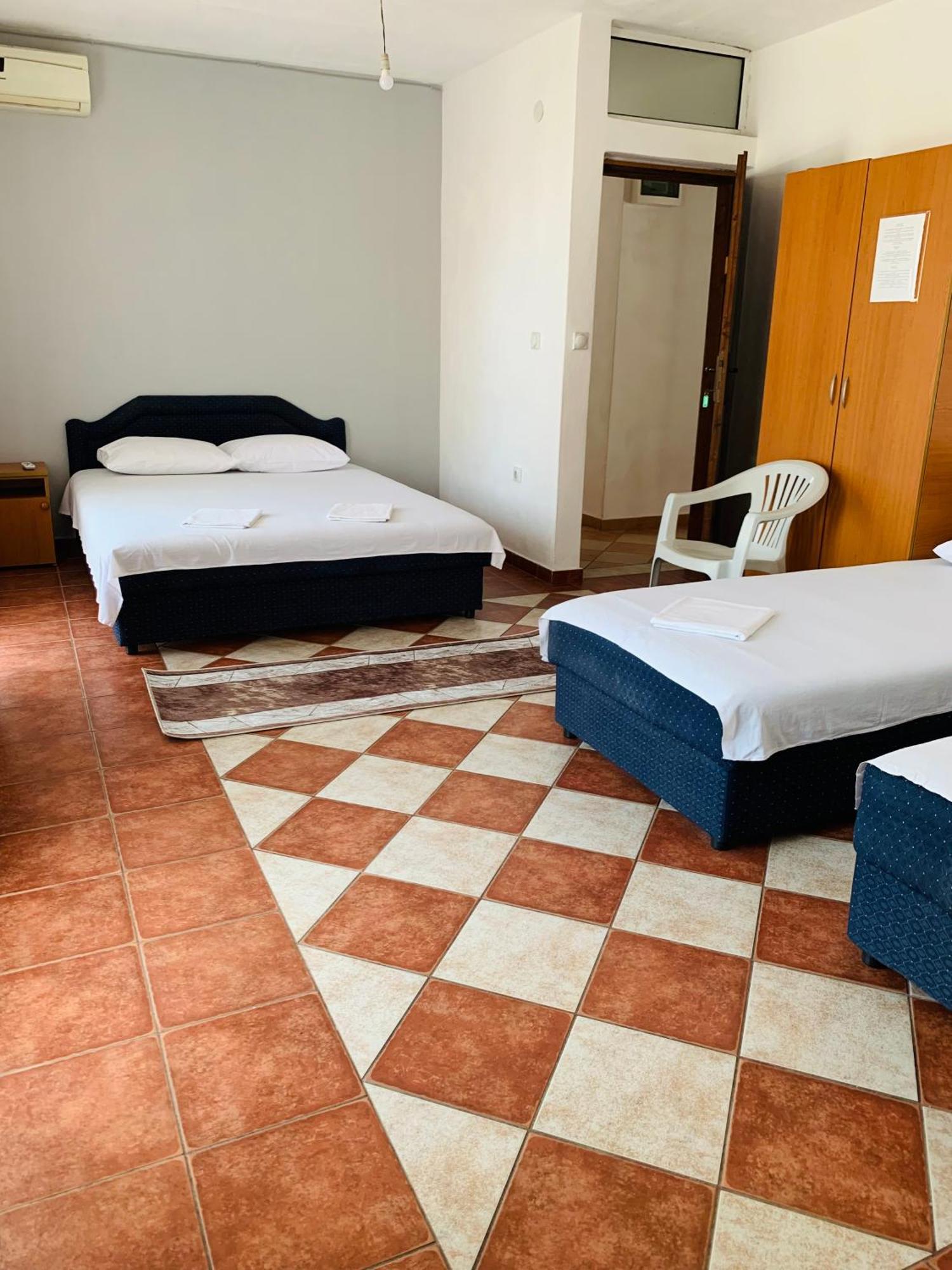 Apartments Delfin Улцинь Экстерьер фото