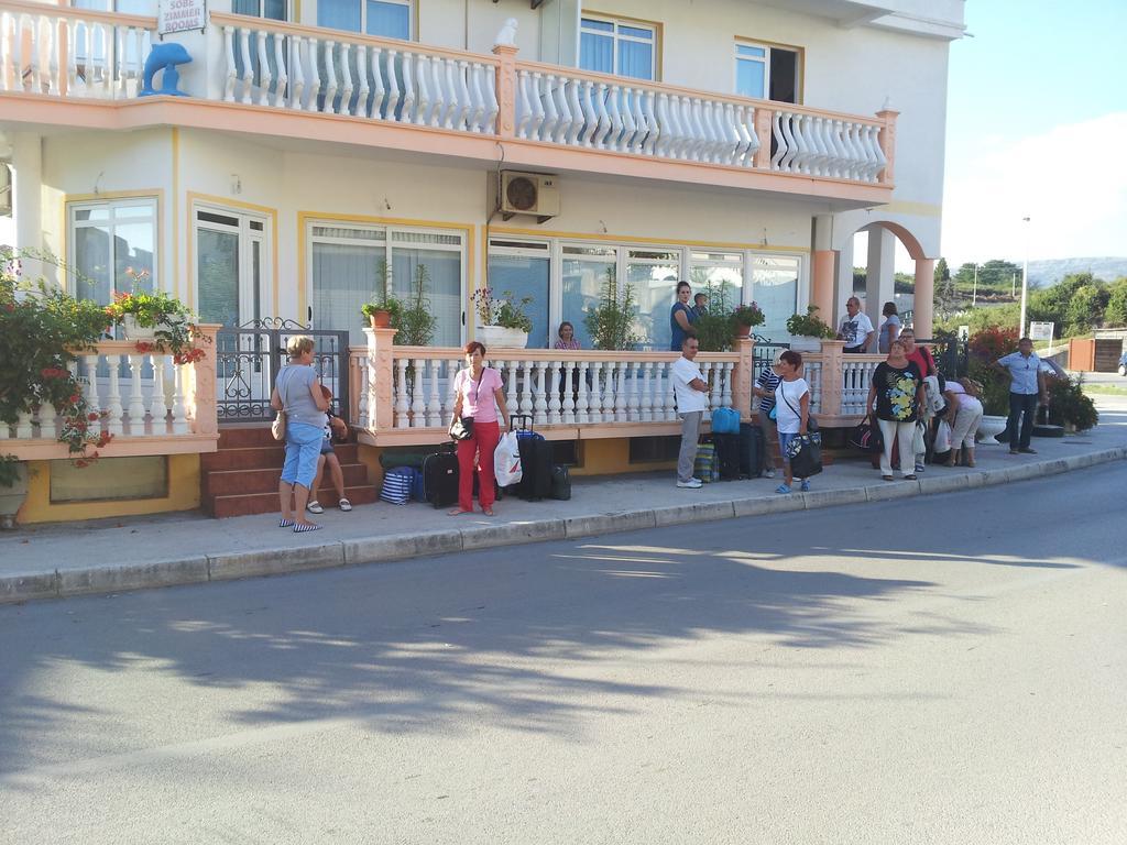 Apartments Delfin Улцинь Экстерьер фото